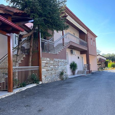 Voras Apartments Като-Лутраки Экстерьер фото