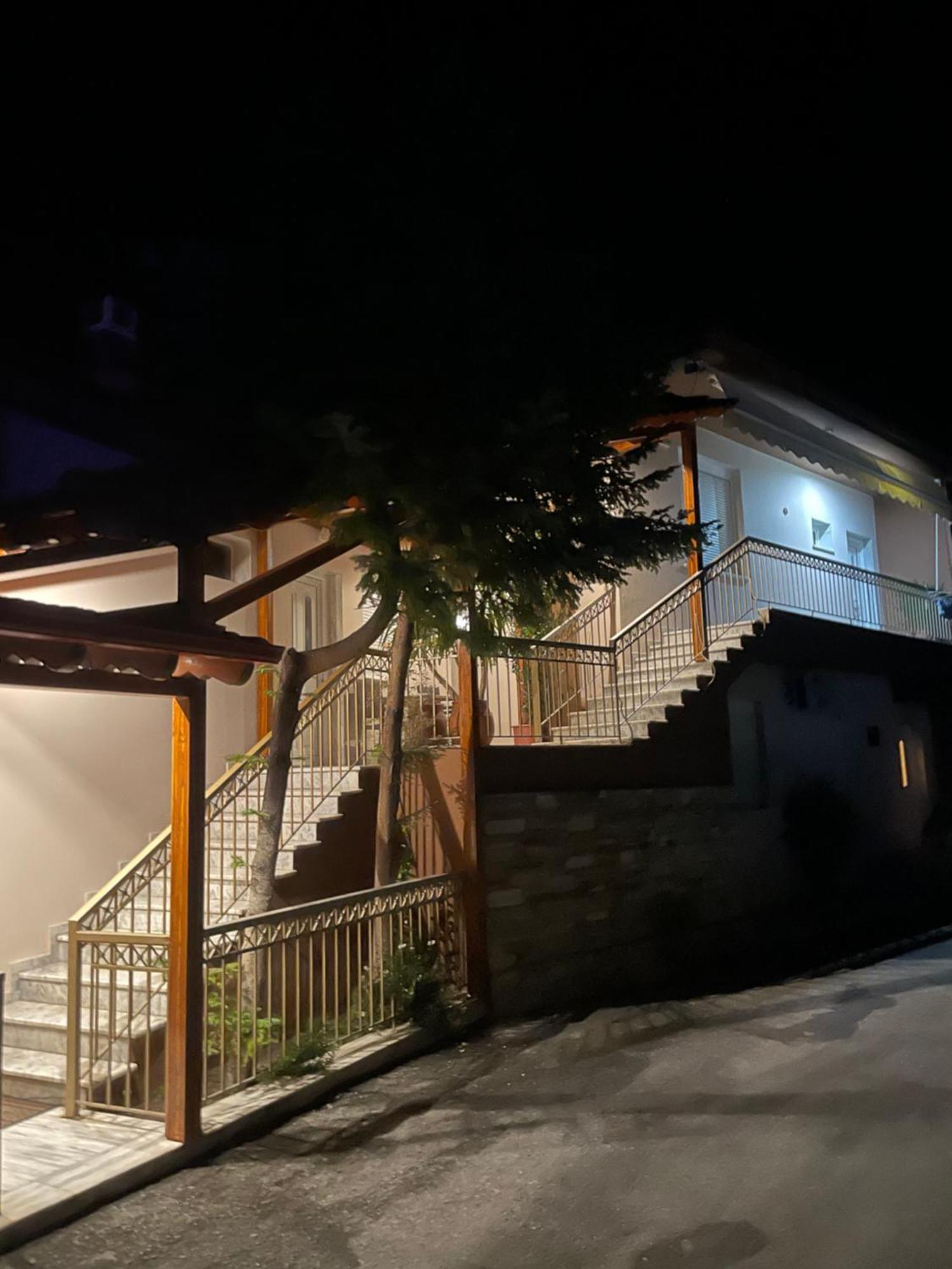Voras Apartments Като-Лутраки Экстерьер фото