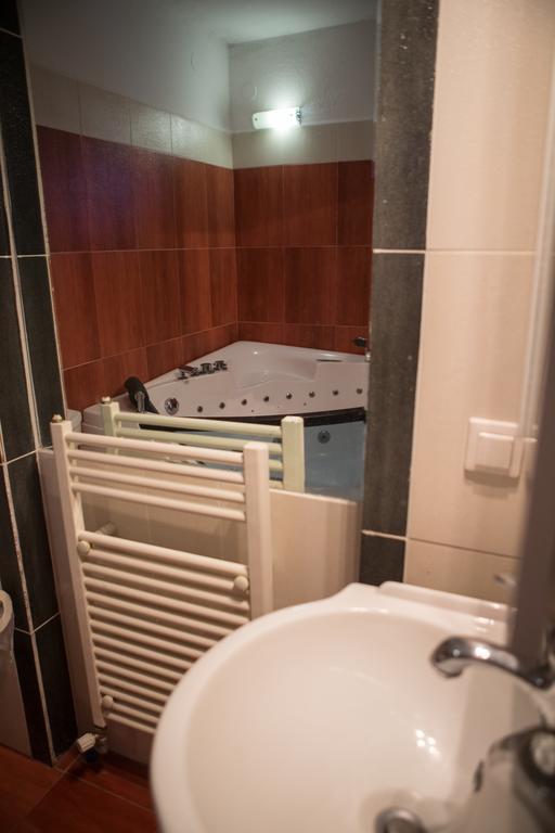 Voras Apartments Като-Лутраки Экстерьер фото