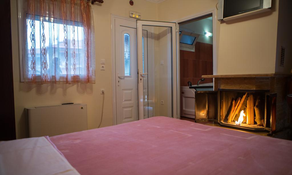 Voras Apartments Като-Лутраки Экстерьер фото